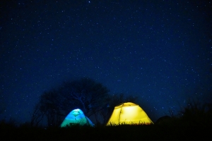 星空 帐篷 夜晚 星际 6K壁纸