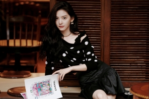 章若楠黑色裙子2880x1800高清壁纸免费下载 适配平板笔记本便携设备