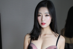 秀人网美女宋-KiKi 4k壁纸
