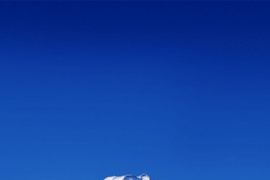 蓝色风景H5背景