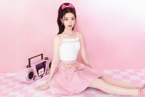 毛晓彤 粉色裙子4k美女壁纸