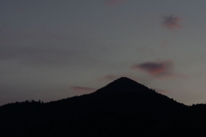 山脉 山峰 剪影 天空 黄昏 4k壁纸 3840x2160