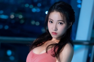克拉女神YOYO 美女 运动 健身房 4k手机壁纸竖屏2160x3840