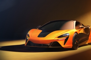 迈凯伦MCL39橙色超跑车5K高清壁纸5120x2880免费下载