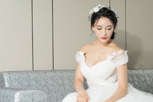 小西白色婚纱照3440x1440壁纸