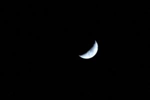 月亮 太空 夜晚 黑色 4k壁纸 3840x2160