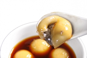 红糖汤圆