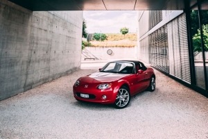  mazda 跑车 汽车 侧视图 红色 4k壁纸 3840x2160