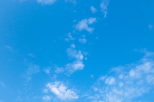 蓝色天空拍摄