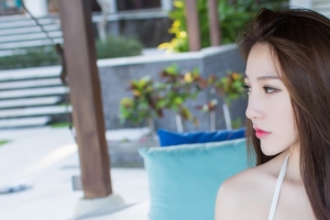 刘奕宁 长发侧脸香肩美女3440x1440壁纸