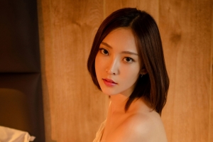 气质美女文文4k壁纸