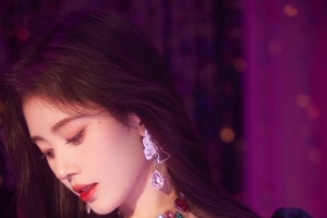鞠婧祎 侧脸 高清 全屏 4k 手机 壁纸 图片