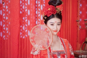 大唐荣耀景甜红装图片