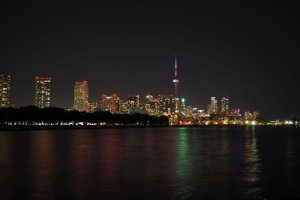 灯 建筑 塔 海 夜 城市 4k壁纸 3840x2160