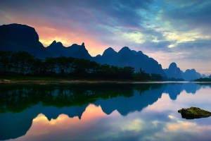 中国广西阳朔漓江风景图片