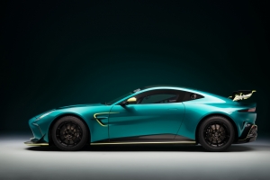 阿斯顿马丁vantage gt4 4K壁纸3840x2400
