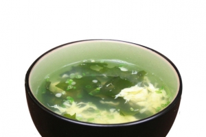 产品实物紫菜蛋汤一碗