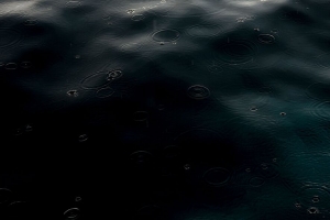 水 雨 滴 波浪 深色 4k壁纸 3840x2160