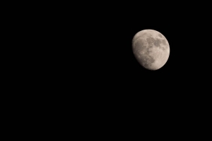 月亮 夜晚 天空 黑暗 黑色 4k壁纸 3840x2160