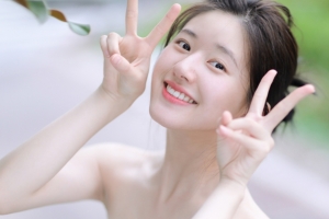 赵露思可爱小清新3k全面屏高清手机壁纸
