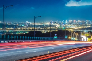 城市灯光 夜晚 灯光 道路 4k壁纸 3840x2160