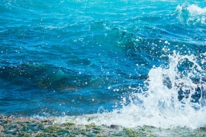 海 喷雾 飞溅 波浪 4k壁纸 3840x2160