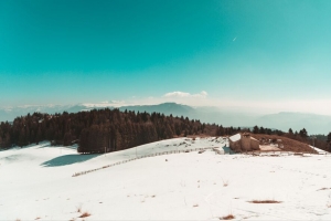 山 雪 冬天 树 天空 4k壁纸 3840x2160