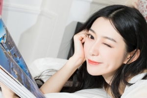 克拉女神小新 酒窝美女3440x1440壁纸