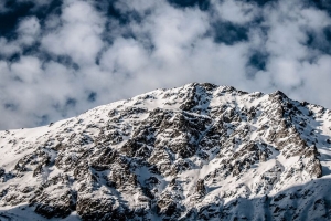 山 峰 雪 云 4k壁纸 3840x2160