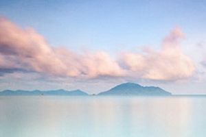 唯美彩色天空高清H5背景