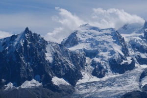 山脉 风景 雪 云 天空 浮雕 4k壁纸 3840x2160