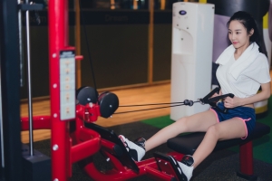 健身女孩 kuemma绫熙 4K壁纸