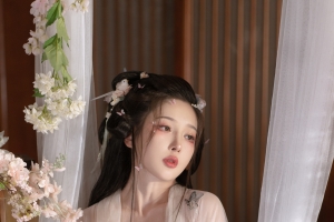 唯美好看古风古装美女全屏4k手机壁纸2160x3840