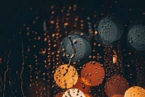 灯光朦胧的夜景美图