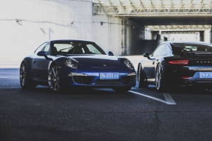 保时捷911 保时捷 汽车 蓝色 跑车 4k壁纸 3840x2160