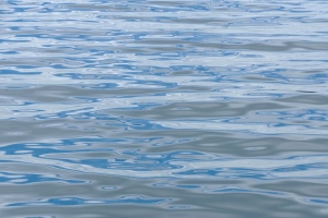 海 水 波浪 眩光 蓝色 4k壁纸 3840x2160