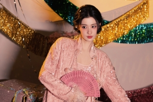 王楚然 蛇年美女图片 4K壁纸 3840x2400