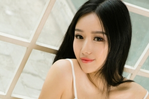 美女倪叶腾4K壁纸