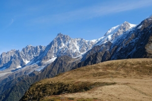 山 峰 雪 山脉 风景 4k壁纸 3840x2160