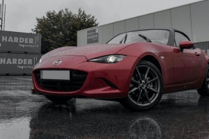  mazda mx 5 mazda 汽车 跑车 红色 湿 4k壁纸 3840x2160