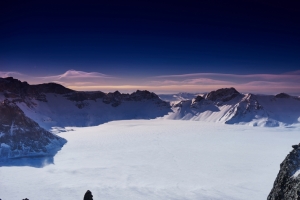 长白山雪山4K风景壁纸