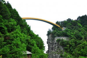 神农架风景图