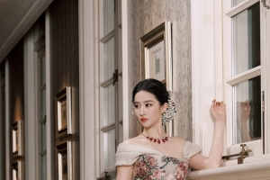 优雅气质美女刘亦菲4k手机壁纸