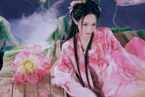 李一桐 荷花 古风美女 4K壁纸 3840x2400