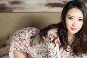 一笑醉倾城养眼居家美女珊珊4K壁纸
