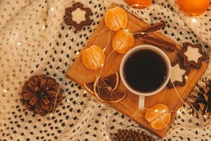杯 茶 橘子 饼干 花环 松果 肉桂 4k壁纸 3840x2160