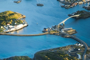 岛屿 桥梁 大海 城市 建筑 4k壁纸 3840x2160
