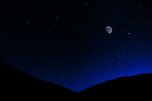 夜间 天空 星星 月亮 5K风景壁纸