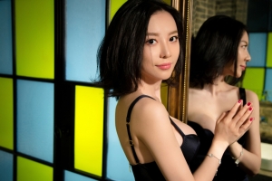 性感美女模特 黑色内衣 吊带裙美女 慕羽茜4K壁纸3840x2160