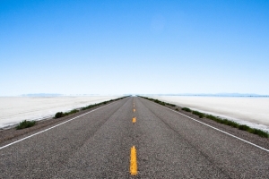 蓝天高速公路图片